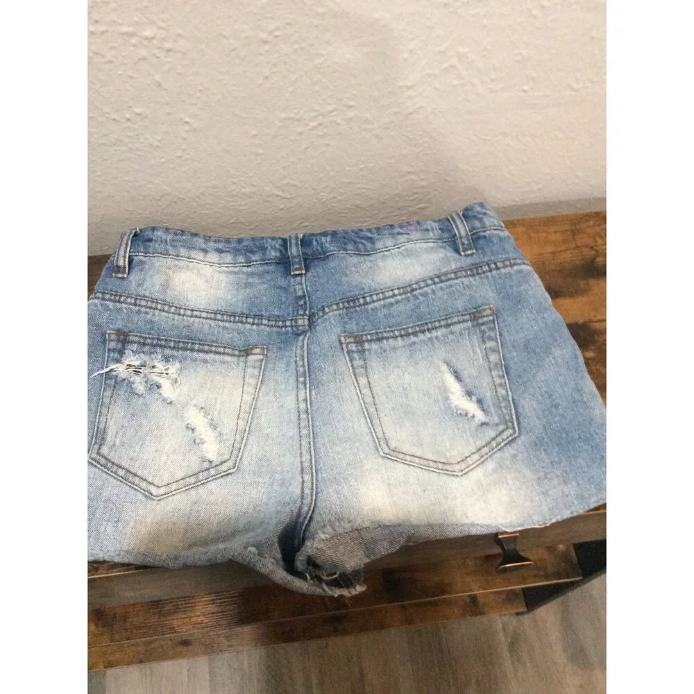 Juniors Size 9 destroyed jean shorts tinseltown womens
